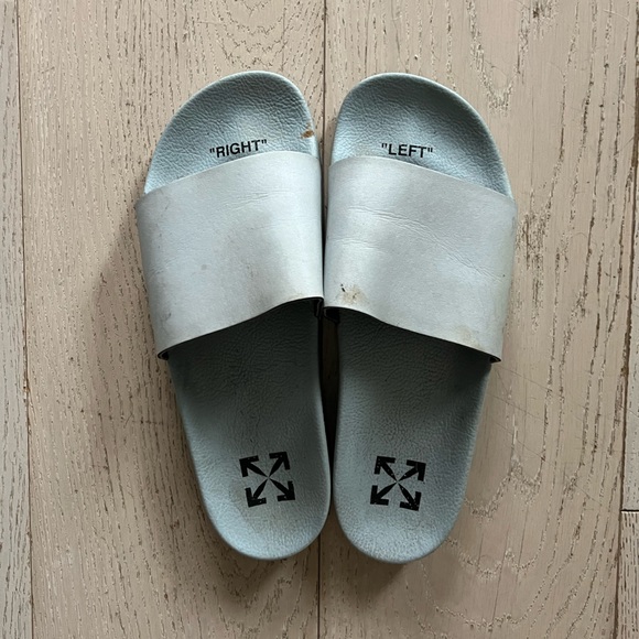 Off-white slides - Picture 1 of 6